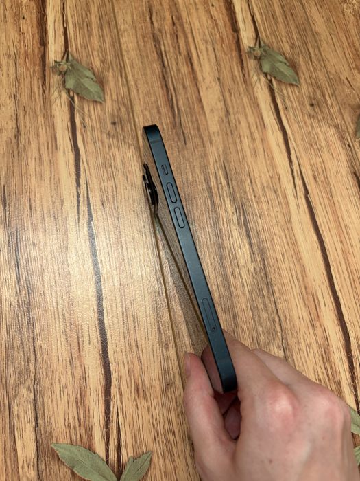 Telefon iphone 13