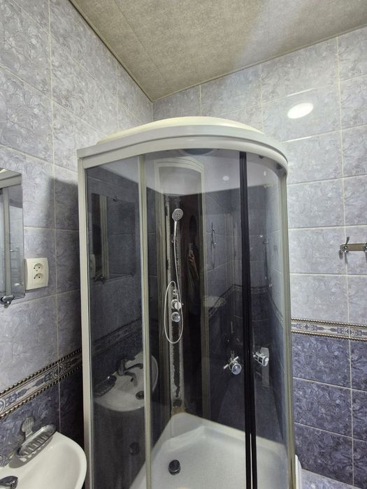 Душевая   кабина