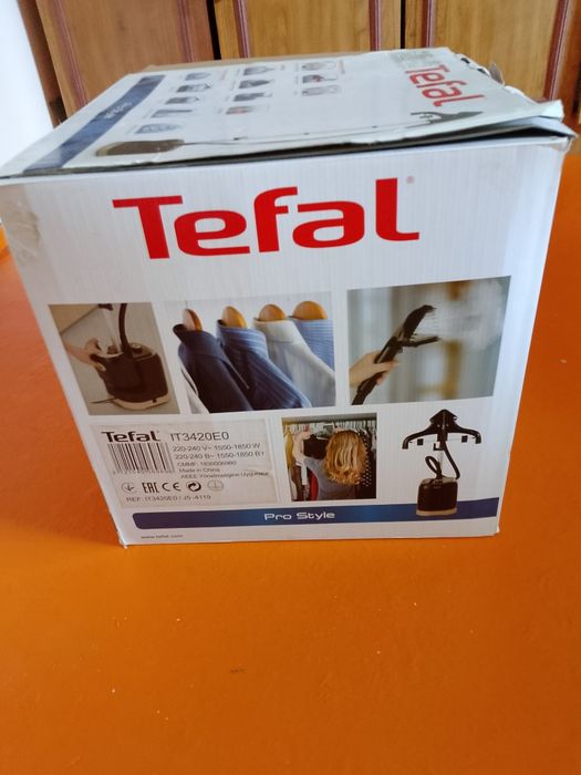 Утюк паровый Tefal новый