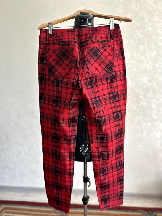 Продам новые брюки TAIFUN 36 размера.