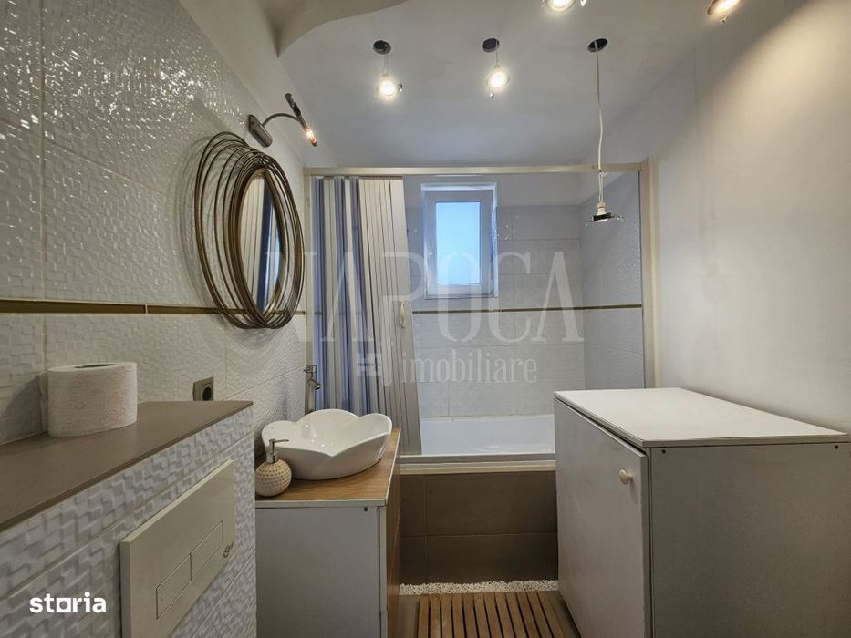 Apartament 3 camere de vanzare in Floresti