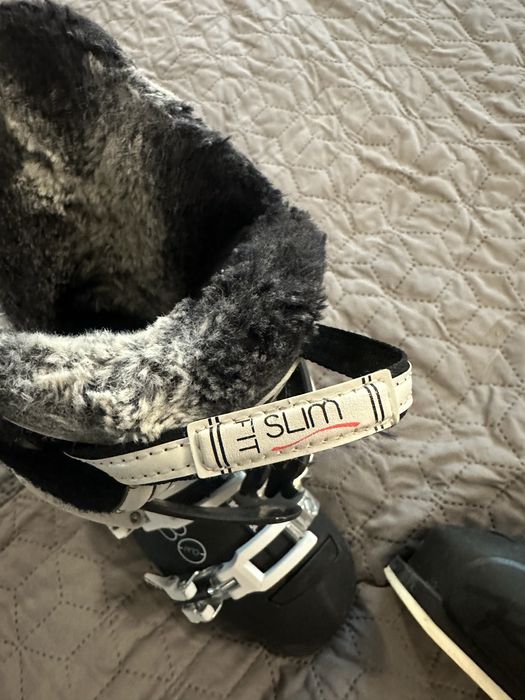 Дамски ски обувки 220-235мм - 37-35.5