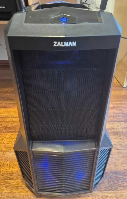 PC Intel I5 7400,video Nvidia Quadro 4gb, SSD 240gb, 12 gb ram, Z11 *bonus laptop* ps4 pro