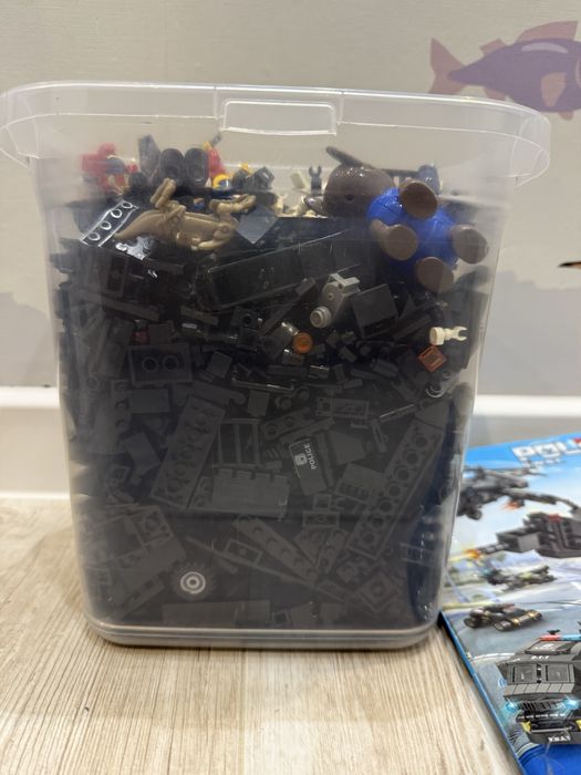 продам лего конструктор