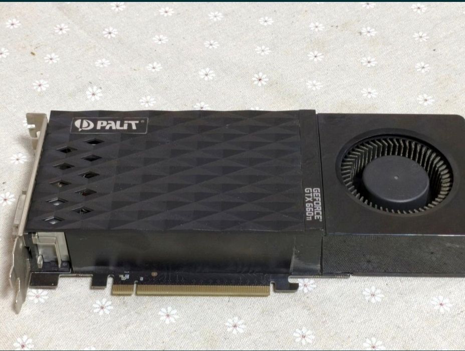 Игровая видеокарта GeForce продам