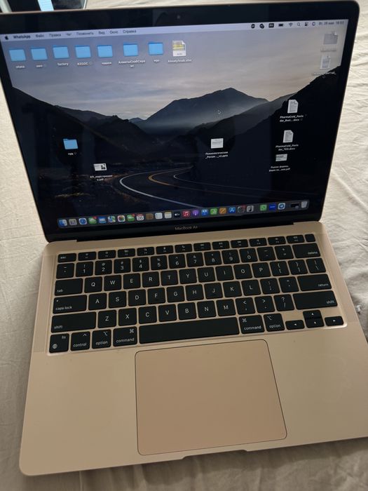 Macbook air m1 (256)