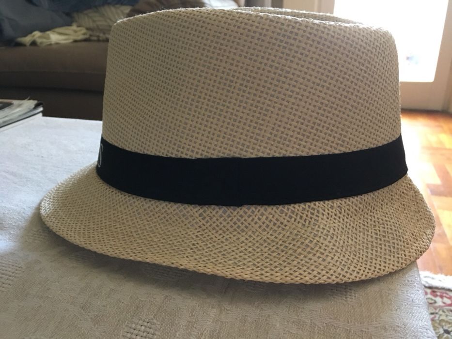 Vand palarie fibre naturale si cravate de matase pt barbati