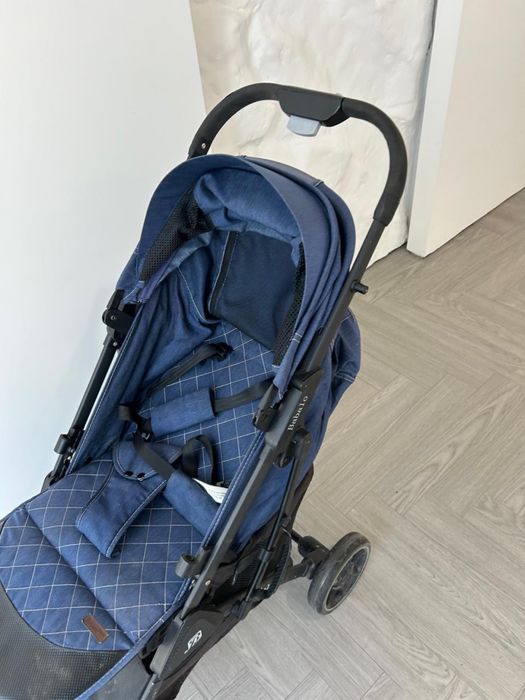 Коляска детская в отличном состоянии