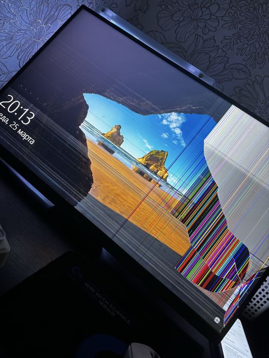 Монитор lg со сломанной матрицой