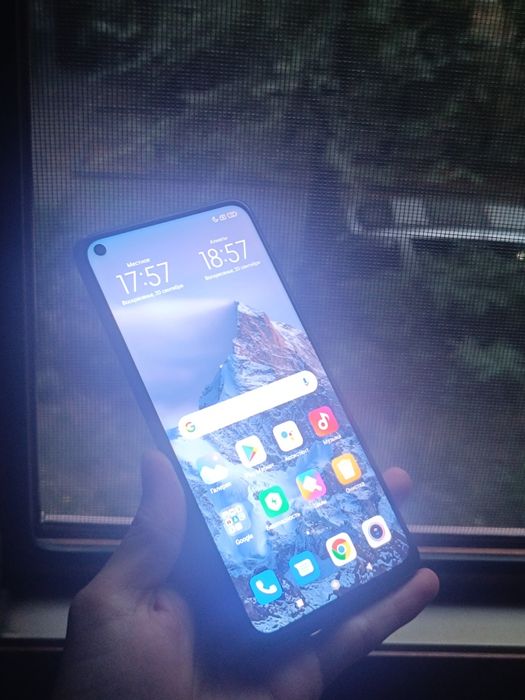 Xiaomi Redmi Note 9, 128 ГБ, идеальное состояние
