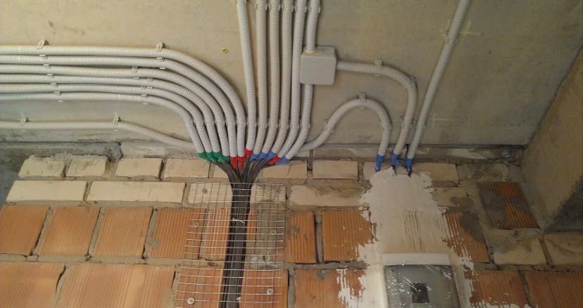 Услуги электрика и электромажтажника