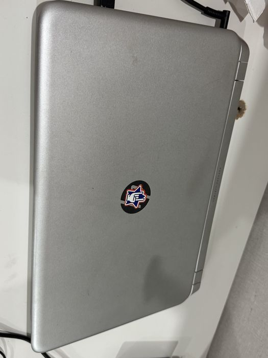 Продаю ноутбук в рабочем состоянии