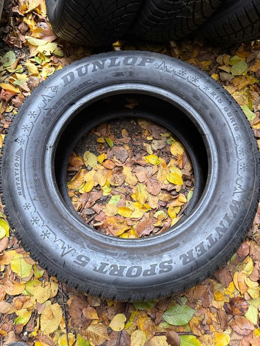 4 Anvelope Iarna 215/65/16 Dunlop si Nexen