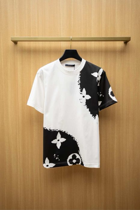 Tricouri  Louis Vuitton !