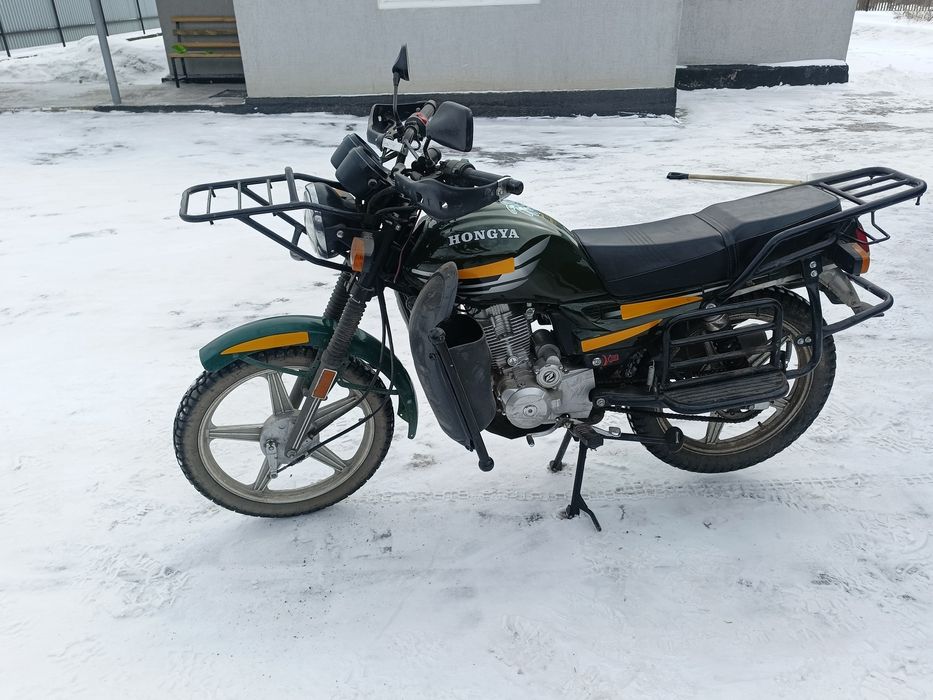 Продаю мотоцикл очень хорошим состояние