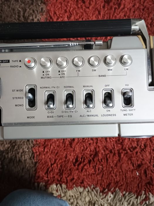 Casetofon boombox Sharp GF 9090 servisat complet, impecabil