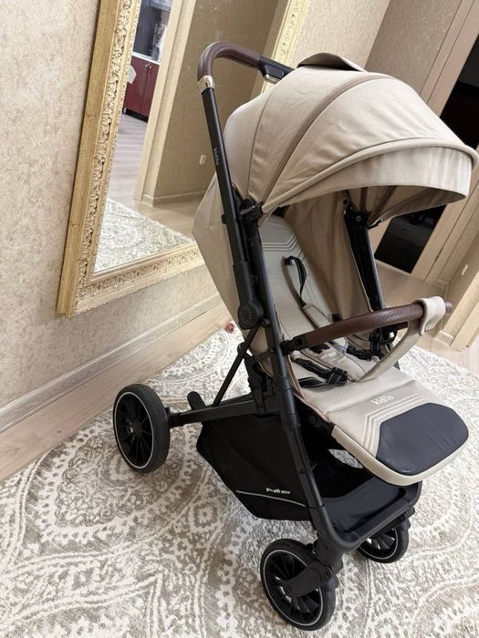 Коляска прогулочная Kidilo