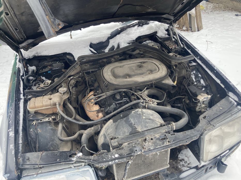 мерс 124 230 на ходу