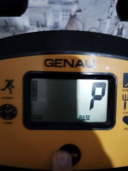 велотренажёр  Genau.