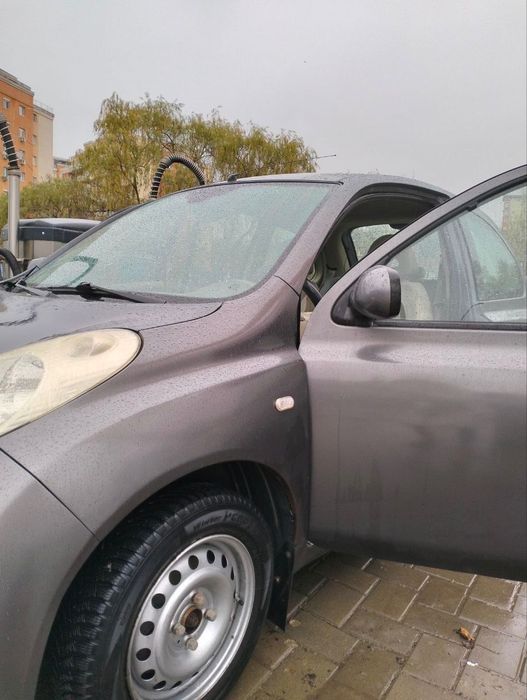Nissan Micra benzină