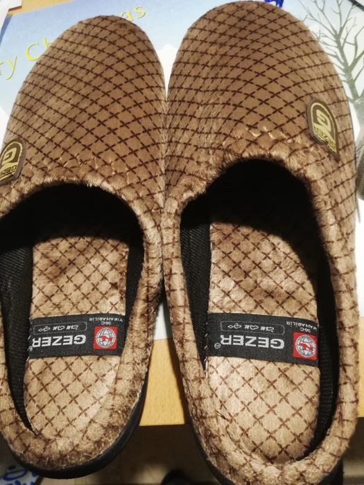 Нови мъжки чехли