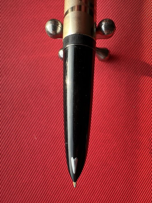 Stilou chinezesc white Feather NOS