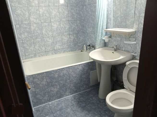 Închiriez apartament cu 2 camere în Podu Roș, Iași