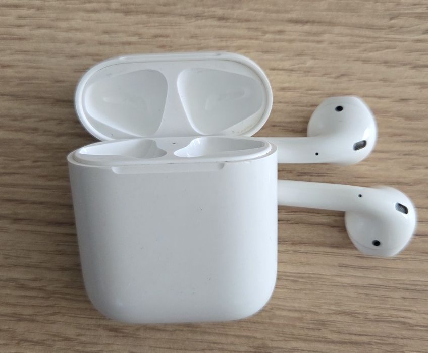 Apple AirPods 1gn – модел A1523 оригинални