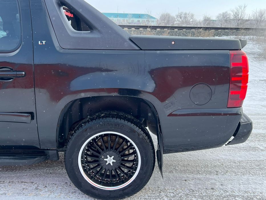Chevrolet tahoe avalanche