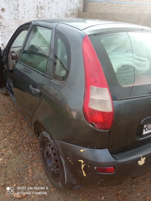 Лада калина сотилади