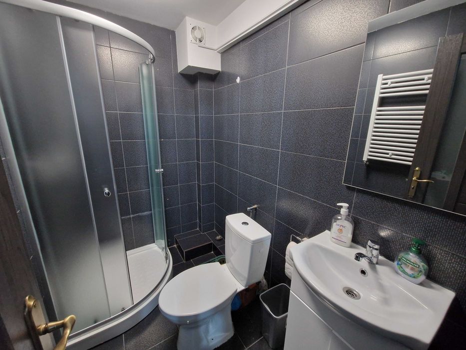 Proprietar vand garsoniera / studio Eroii Revolutiei mobilat și utilat