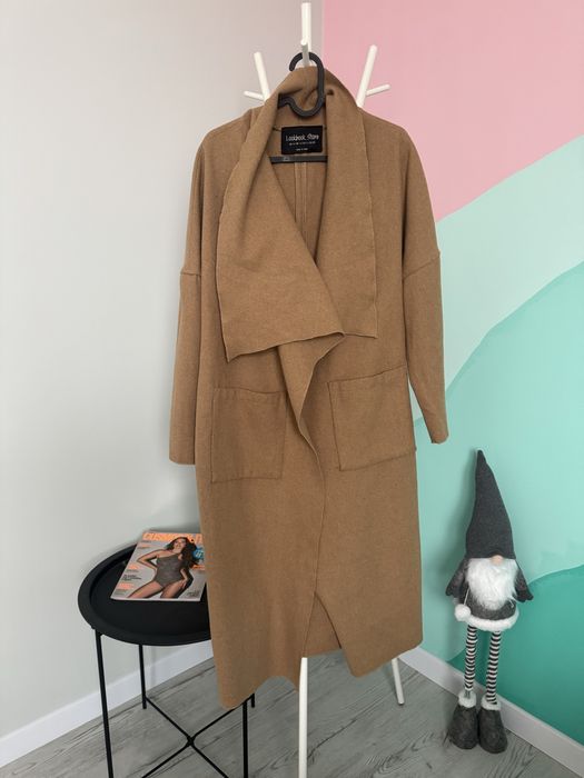 Палта зимни 20 лв 40 лв Zara