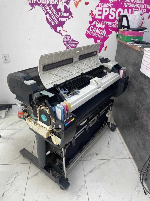 РЕМОНТ больших ПРИНТЕРОВ широкоформатных принтеров T7200 DTF c3326i