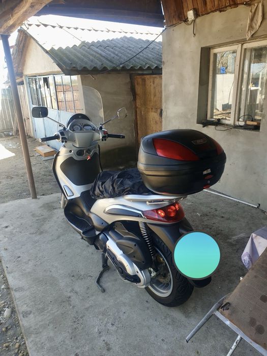 Piaggio Beverly 500 din 2006 pe injectie