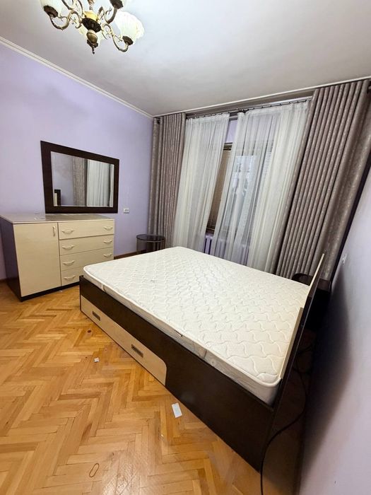 Spalniy kamor shkaf sotiladi srochniy mebel sotiladi