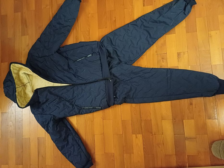 Canadiana +pantaloni+ghete-toate imblanite. /iarna