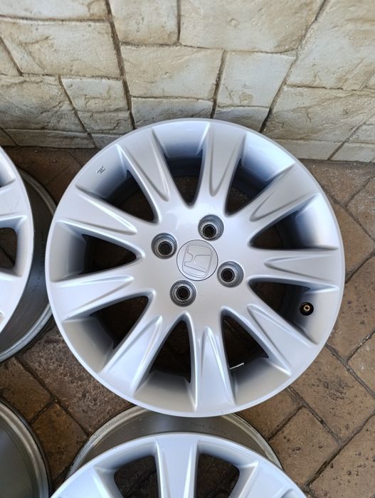 Оригинални джанти за Хонда 4х100 15 цола Jazz,City,Fit
