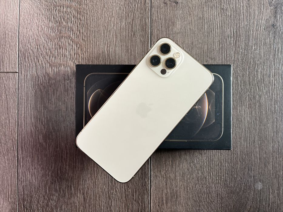 Телефон Iphone 12 Pro