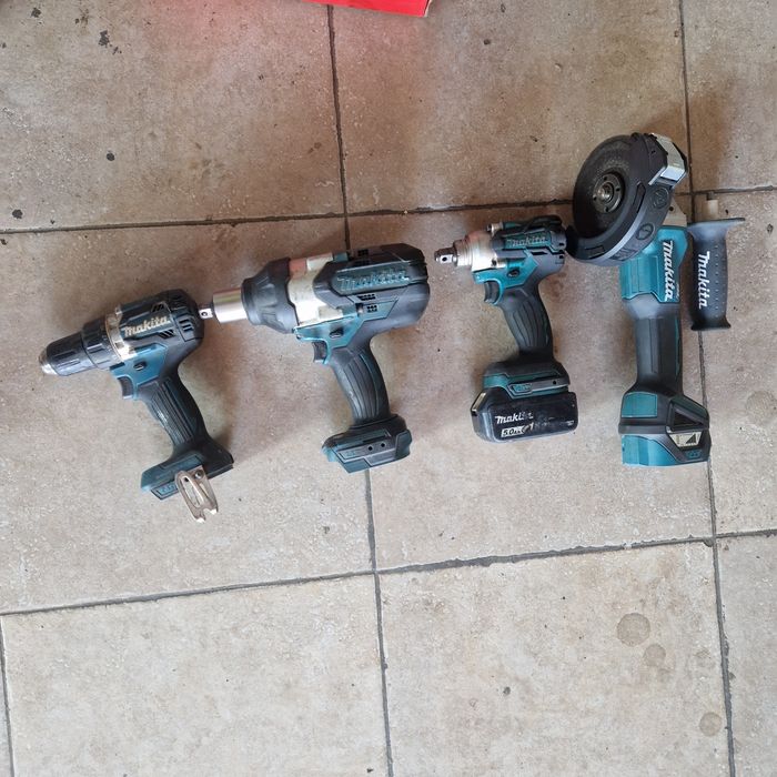 Set Makita masini de insurubat cu impact flex si autofiletanta