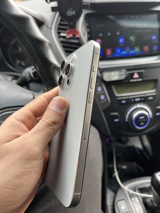 Айфон 15 про мах