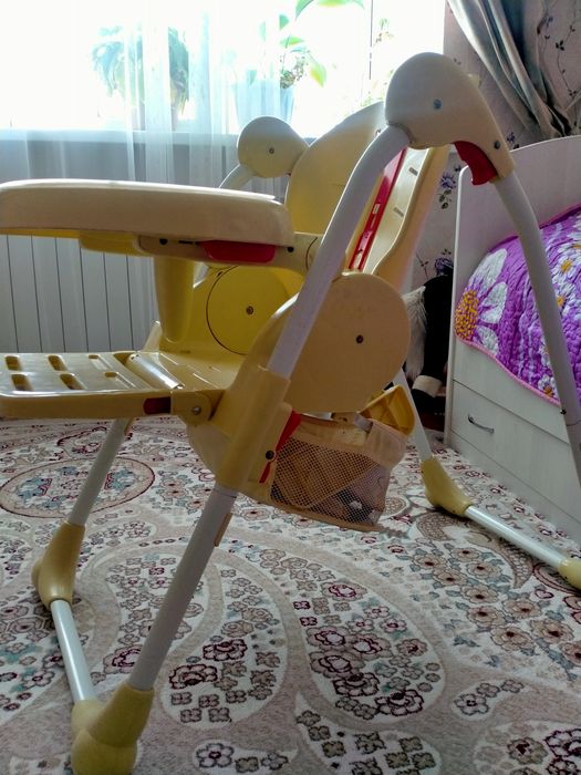 Детский столик продается