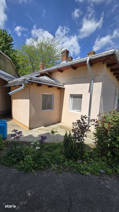 Vand casa caramida+800 mp
