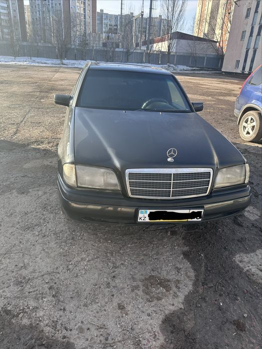 Продам Мерседес w202 в хорошем состоянии