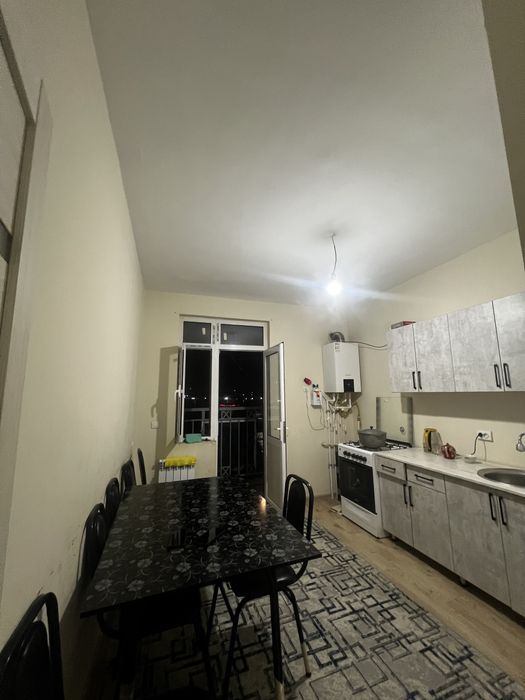 Choshtepa sergile 2xona sotiladi