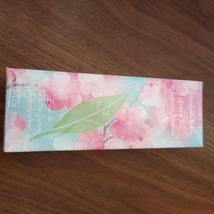 Дамски парфюми 'Elizabeth Arden'