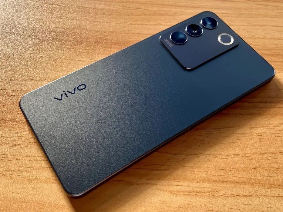 Vivo V  27 E sotiladi 8+8 256 GB