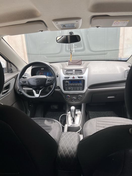 Chevrolet Cobalt 2022 — 4