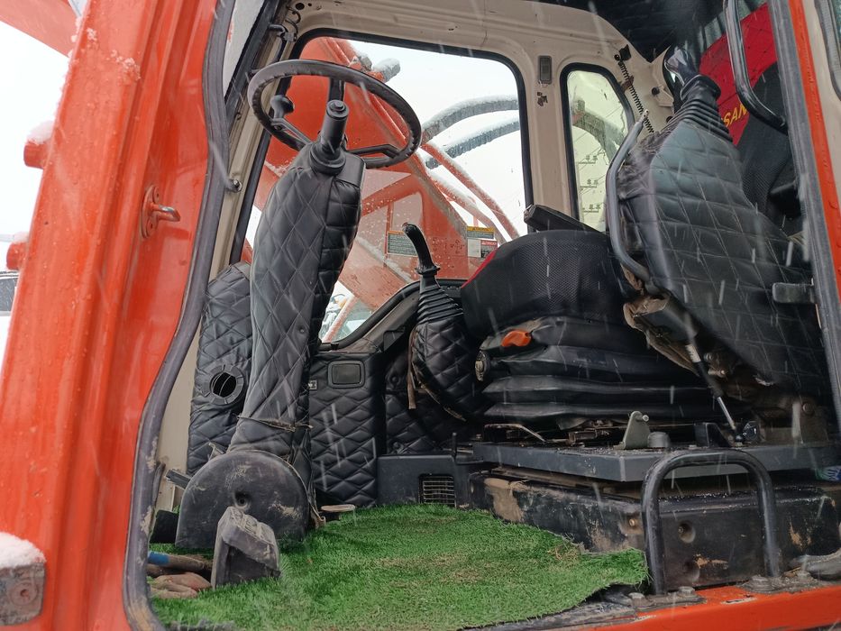 Экскаватор DOOSAN 180 Salar