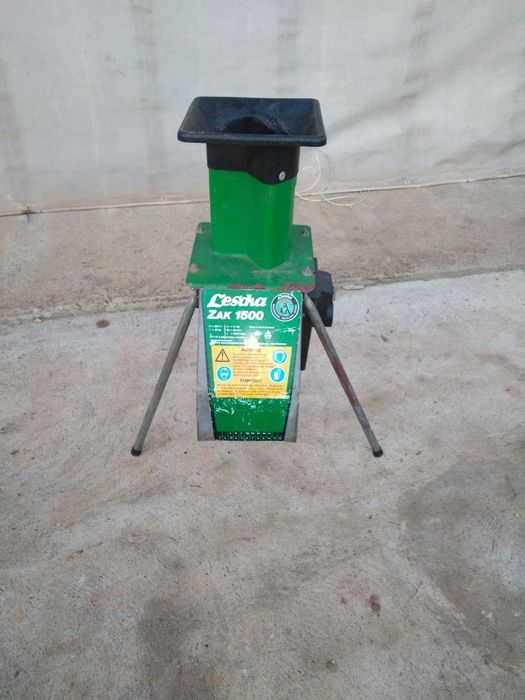 Tocător crengi și fructe/ legume LESCHA