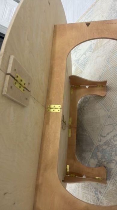 Дөңгелек жер үстел